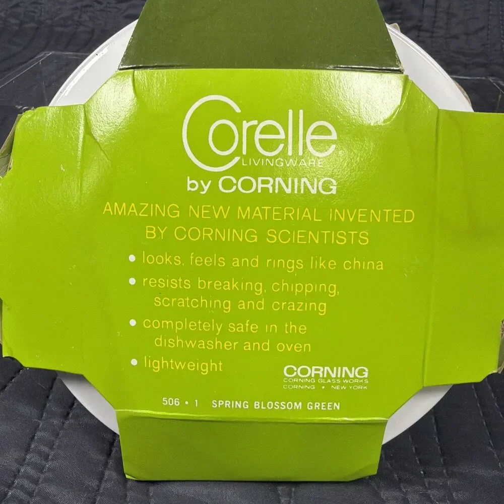 Vintage Corelle Spring Blossom Green 4 Saucers 506-1 NOS Original Box